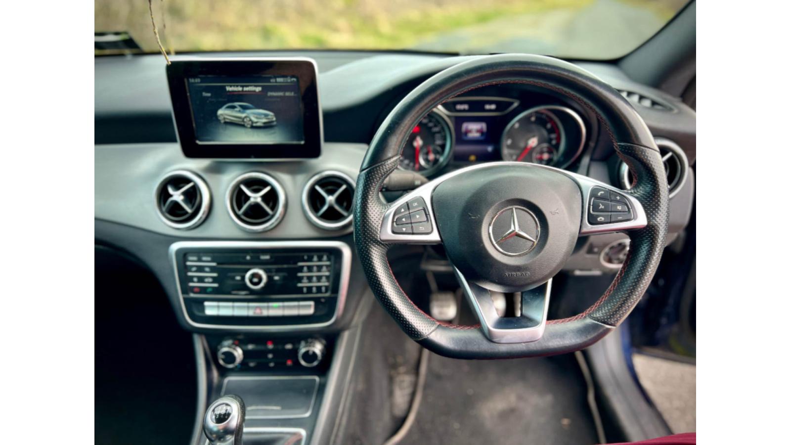 Mercedes-Benz C200 Mercedes-Benz C200