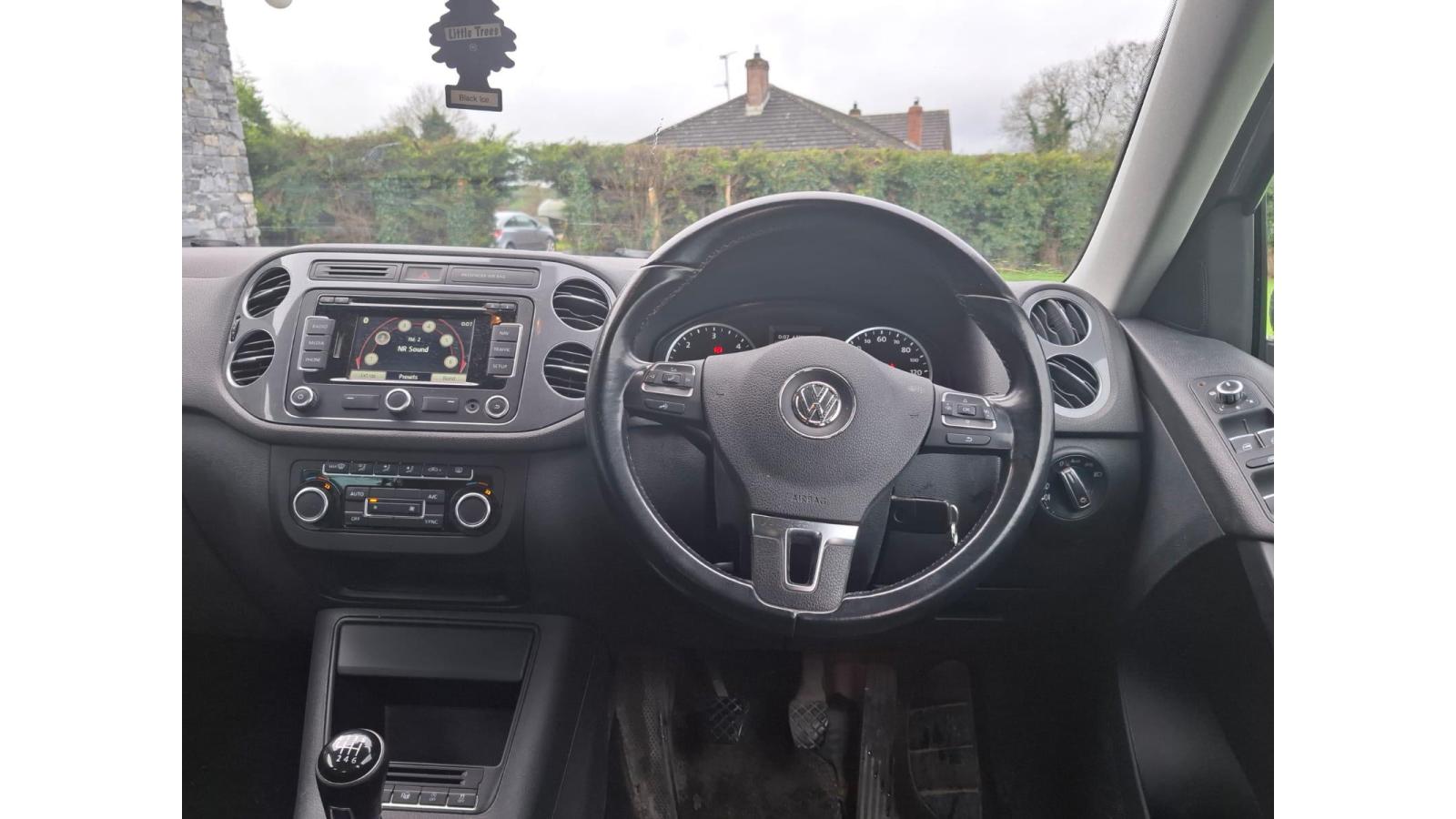 Volkswagen Tiguan Volkswagen Tiguan