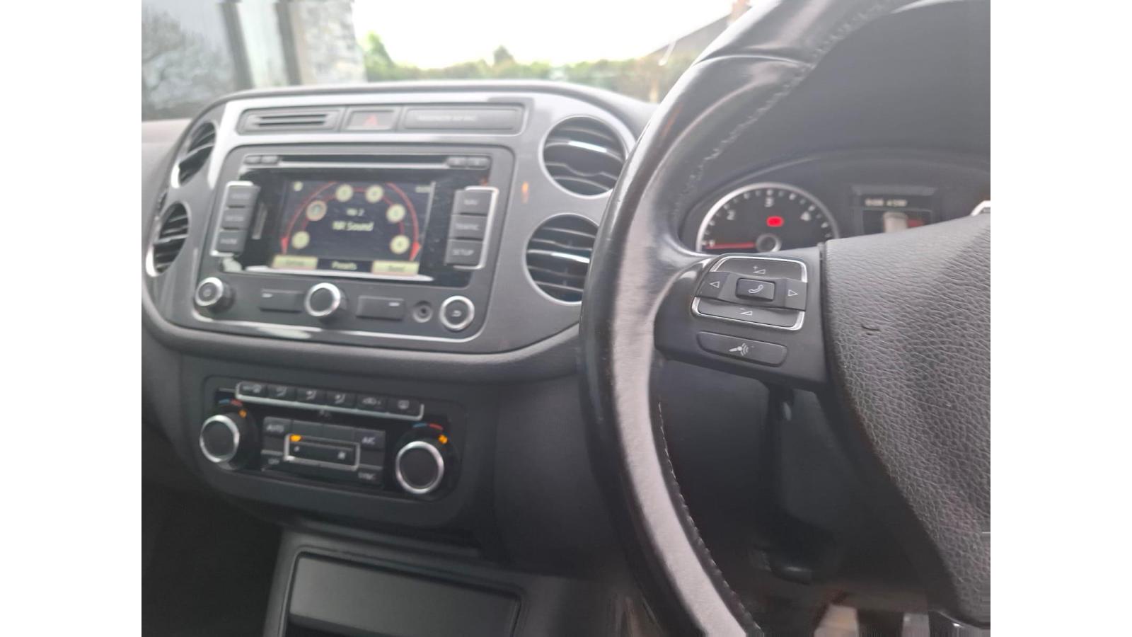 Volkswagen Tiguan Volkswagen Tiguan