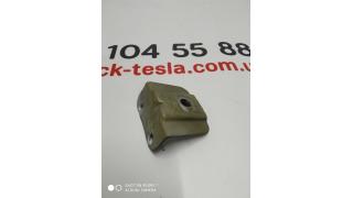 5 Fender mounting bracket front left right lower Tesla model S, model 