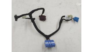 11 Tesla model 3 steering wheel horn button wiring 1112053-00-D