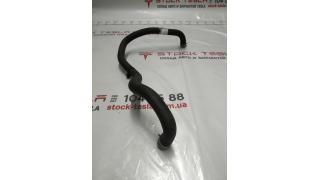 34 Battery cooling hose from chiller to pump Tesla model S REST 106581