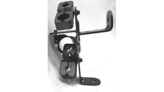 Combined air conditioner pipe mounting bracket, assembled with clamps 