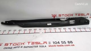 13 Trunk lid door trim right (for pressure sensor) Tesla model S, mode