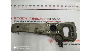 1 Knuckle steering front right RWD Tesla model S 6007018-00-C