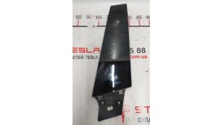 6 B-pillar pad outer left (glass) Tesla model S REST 1092306-00-G