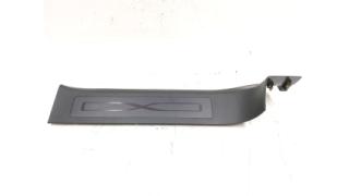 18 Damaged Rear Right Door Sill Trim Tesla model X 1105148-00-B