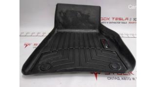 5 Rubber floor mat 1st row right Tesla model S REST 1047686-00-Y