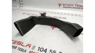 Rack Ventilation Air Duct Left Tesla model X 1090898-00-A