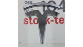 1 Emblem "T" trunk lid Tesla model S, model S REST 1016365-00-B