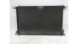 Air conditioner radiator (condenser) with liquid refrigerant receiver 