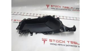 14 Front right door card pocket niche (damaged) Tesla model 3 1090411-