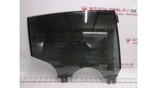 6 GLASS ASM - RR DOOR WINDOW RH Tesla model X 1052716-00-D