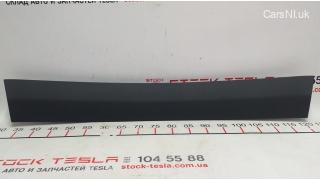 16 ASY, LIFT GATE TRIM-UPPER Tesla model X 1037906-50-E