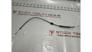 1 Front left door lock cable Tesla model 3 1068964-00-M