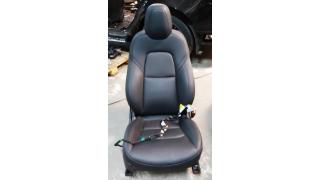 2 Passenger seat (heated) PREM PUR BLK without adjustment button, bloc