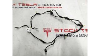 Front left/right door lighting wiring harness Tesla model X 1053086-00