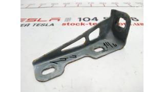 10 Torpedo frame bracket left Tesla model 3 1508647-00-A