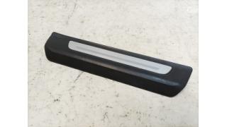 Door sill rear right outer damaged Audi Q7 4M0853376A