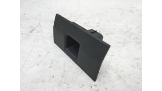 Center console inner rear cup holder trim Audi E-tron 4KE863400