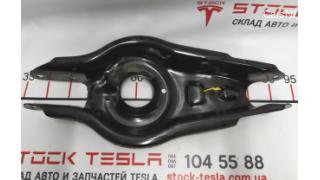 1 RR LWR AFT LINK ASSY Tesla model 3 1044444-00-A