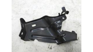 Bracket for mounting understeering panels left Audi E-tron 4KL857245