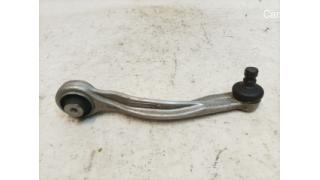 Front suspension arm left upper rear with worn silent block Audi Q7 4M