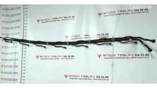 Branch pipe of the battery thermoregulation system left Tesla model S,