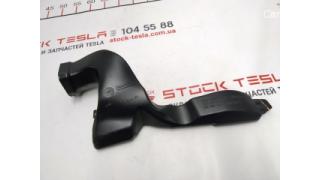 7 Air duct for blowing driver's feet Tesla model 3 1099297-00-D