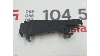 Pad plastic bracket for fastening the seat belt 2nd row of seats left 