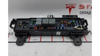 2 Fuse box EFUSE Tesla model S REST 1094405-00-F