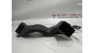 10 Rear Left Air Conditioning Duct Tesla model X 1053897-00-B