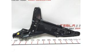 9 Bracket inner left pillar C Tesla model S, model S REST 1009272-00-F