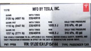 2 LBL,BLANK MFG CERTIFICATION Tesla model 3 1462927-00-C