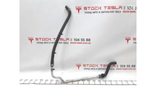 16 Tesla model S main battery coolant hose 1028527-00-B