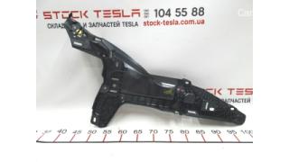 9 Bracket inner left pillar C Tesla model S, model S REST 1009272-00-F