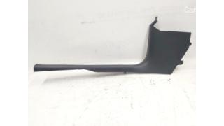 9 Facing the threshold of the front left Tesla model 3 1086290-00-H