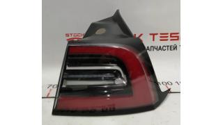 2 Right outer lamp (USA) Tesla model 3, model Y 1077398-00-F