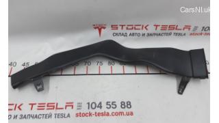 Left ventilation duct Tesla model X 1090900-00-C