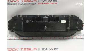 2 Front panel Tesla model X 1035176-00-G