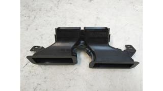 Front air conditioning duct (dashboard) central Audi Q7 4M1819723B