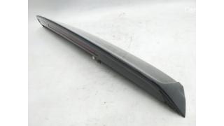 Rear trunk lid spoiler assembly with brake light (damaged) Volkswagen 