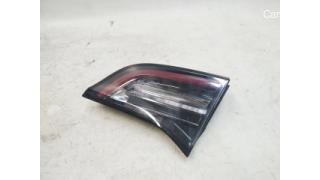 4 LAMP ASY, LIFTGATE SAE, RH Tesla model 3, model Y 1077402-00-G