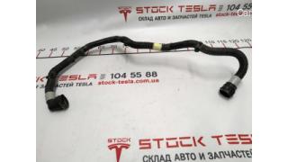 4 Branch pipe of the cooling system of the rear motor RWD Tesla model 