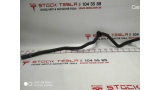 32 Tesla model S inverter cooling hose 6007731-00-E