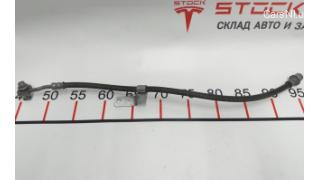 1 Brake hose front left Tesla model 3 1044721-00-D