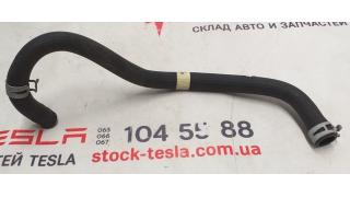 27 Coolant hose 4-way valve coolant pump Tesla model S REST 1065818-00