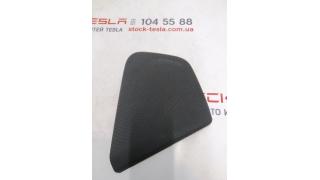 5 Front Right Door Speaker Trim Tesla model X 1037105-00-C