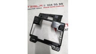 34 Main monitor support arm Tesla model S REST, Tesla model X 1058825-