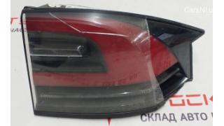 5 Right outer lamp (damaged) Tesla model X 1034333-00-B